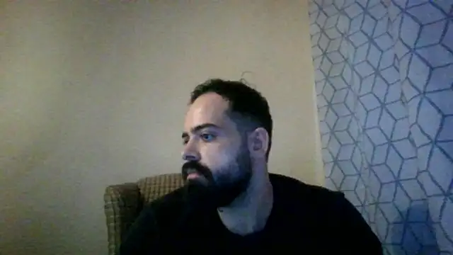 guccititi online show from March 14, 11:10 pm