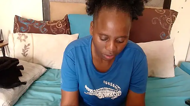 DIVAASS1 online show from March 19, 8:34 am