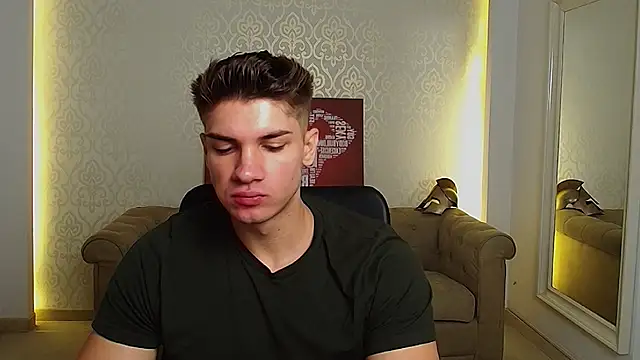 Snapshot of MaxKaiden chatting on September 22, 6:15 am MaxKaiden online show from September 22, 6:15 am