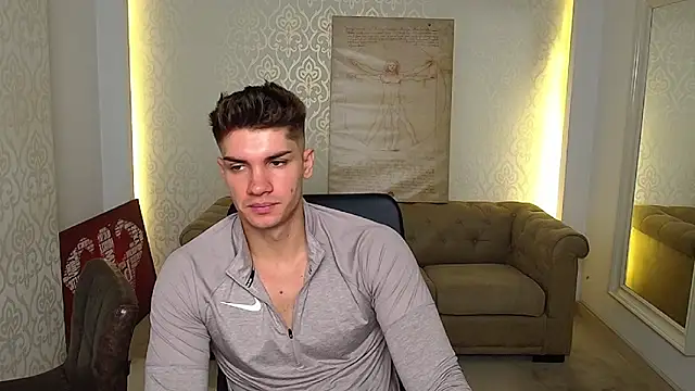 Snapshot of MaxKaiden chatting on October 5, 4:44 am MaxKaiden online show from October 5, 4:44 am