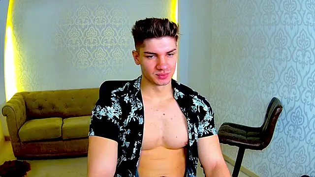 MaxKaiden online show from February 20, 6:26 am