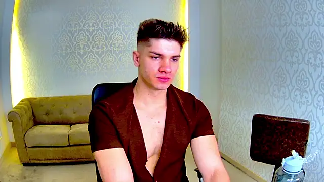 MaxKaiden online show from February 27, 6:02 am