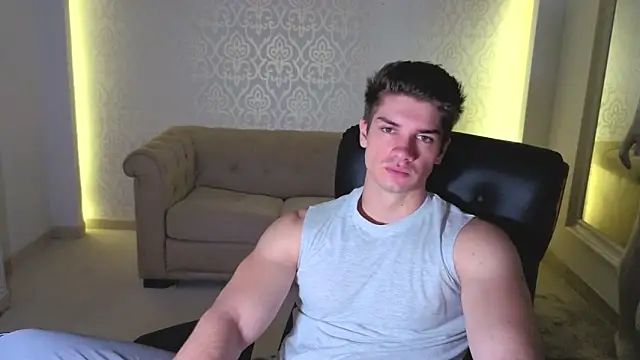 MaxKaiden online show from June 19, 4:28 am