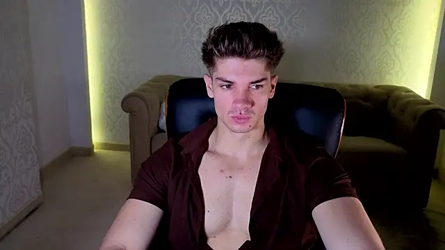 MaxKaiden online show from June 26, 4:06 am