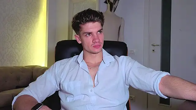 MaxKaiden online show from June 28, 4:18 am
