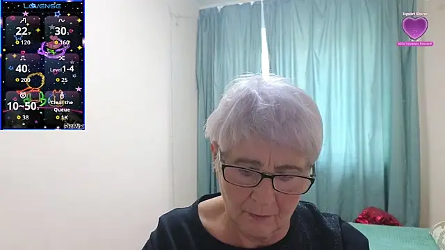 Sandra Snowflake online show from October 5, 9:29 am