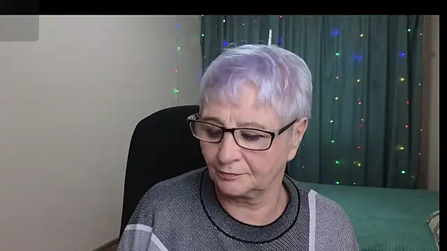 Sandra Snowflake online show from November 5, 11:32 am