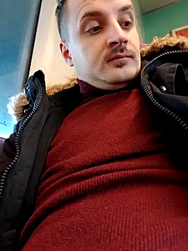 Snapshot of Eusuntnoulgigolo chatting on November 2, 9:00 am Eusuntnoulgigolo online show from November 2, 9:00 am