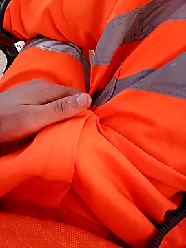 Eusuntnoulgigolo online show from March 20, 8:30 am