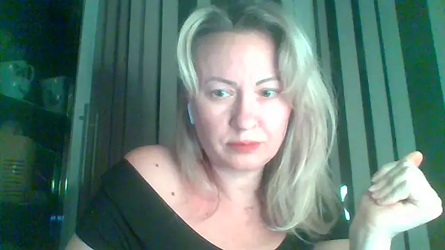 Mary888x online show from February 21, 6:15 pm