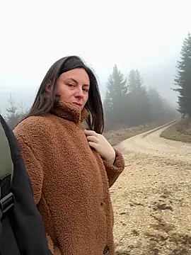 Snapshot of AvaFlowers6 chatting on December 18, 8:09 am AvaFlowers6 online show from December 18, 8:09 am