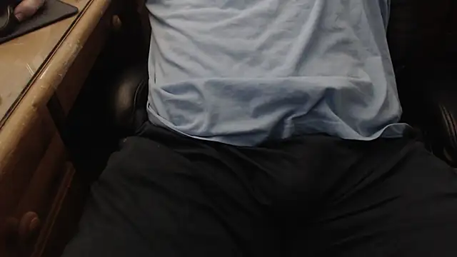 Snapshot of jonjonjonny69 chatting on March 8, 10:45 pm jonjonjonny69 online show from March 8, 10:45 pm