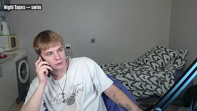 yourlildemon online show from July 1, 7:57 pm