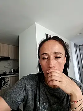 Coeur de luxure online show from October 4, 7:56 pm