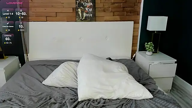 Snapshot of Puffy_nipples chatting on March 1, 6:24 am Puffy nipples online show from March 1, 6:24 am