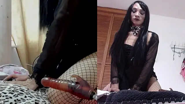 afroditacute15 online show from October 31, 7:59 pm