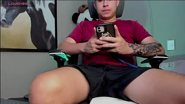 Snapshot of mattiwsmorris_ chatting on September 8, 2:38 pm mattiwsmorris online show from September 8, 2:38 pm