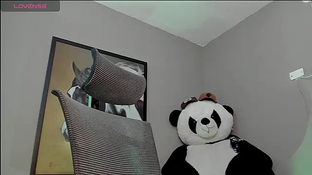 Snapshot of mattiwsmorris_ chatting on September 12, 3:34 pm mattiwsmorris online show from September 12, 3:34 pm