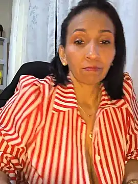 Mrsvictoriaaa online show from June 21, 5:48 pm