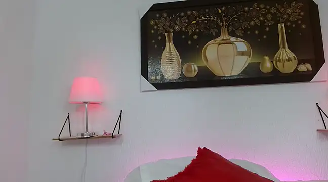 Snapshot of lunitadal chatting on March 21, 3:57 pm lunitadal online show from March 21, 3:57 pm