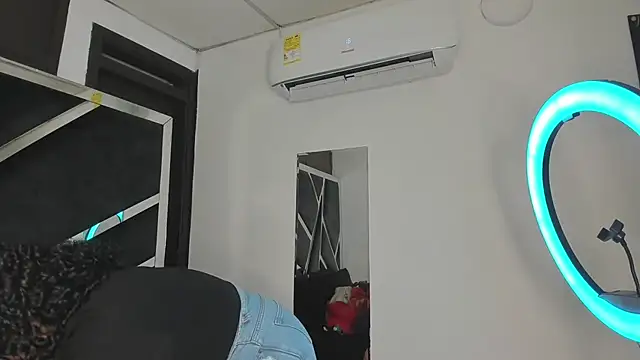 Rubyxht online show from November 26, 12:39 pm