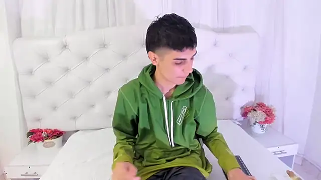 frank jhonsson online show from September 18, 7:05 pm