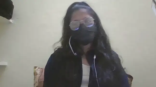 Snapshot of cutee_telugu chatting on February 20, 4:39 am cutee telugu online show from February 20, 4:39 am