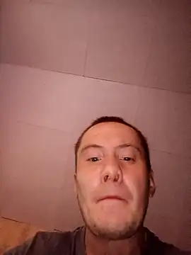 Snapshot of Vajs87 chatting on November 3, 9:21 am Vajs87 online show from November 3, 9:21 am