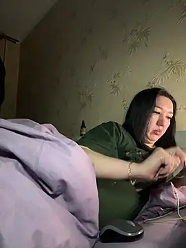 Naughtbaby 2025 online show from March 19, 9:27 pm