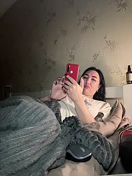 Naughtbaby 2025 online show from September 12, 2:55 am