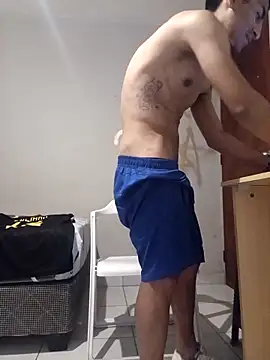 LeonRoots online show from November 2, 4:42 pm