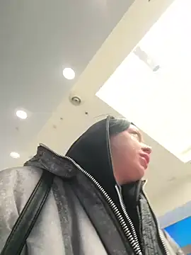 AlishaPrettyBlade online show from February 12, 5:46 am