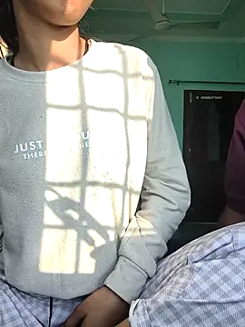 HorNy Bro Sis online show from February 20, 11:22 am