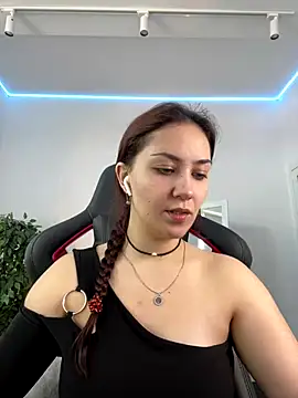 AshleySkott  online show from October 10, 8:13 am