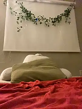 PersianCream77 online show from March 20, 4:29 am