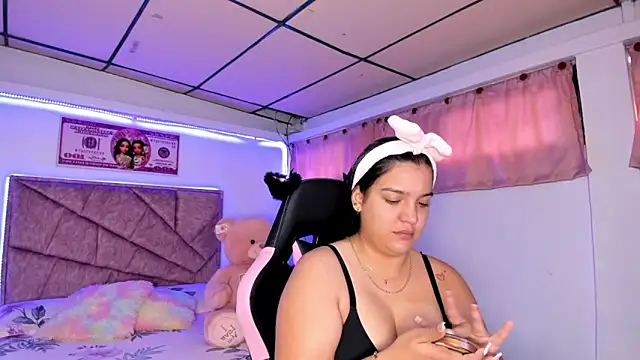 Cristal Smith20 online show from March 15, 12:11 pm