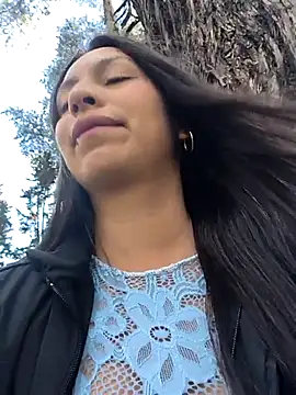 Snapshot of Nat_XxX chatting on November 2, 9:39 pm Nat XxX online show from November 2, 9:39 pm