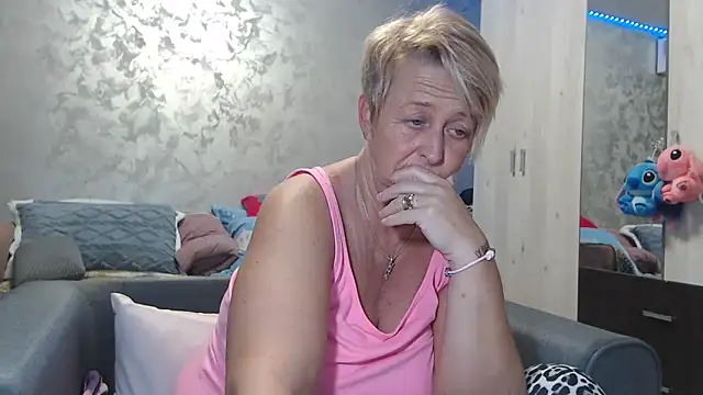 RosesandLillies online show from February 27, 5:57 pm