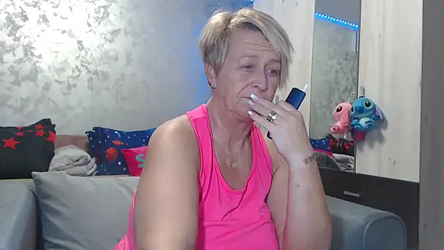 RosesandLillies online show from March 19, 5:50 pm