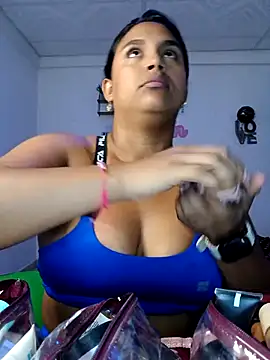 victoria roussee online show from October 19, 11:22 am