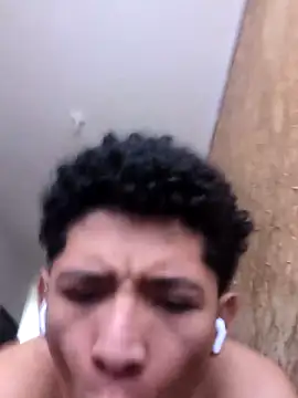 Magno 03 online show from October 24, 4:03 pm