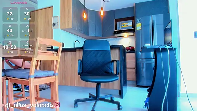 fitnolan online show from February 14, 5:10 pm