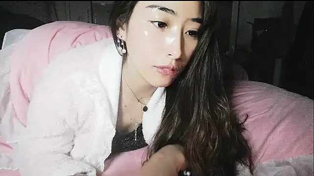 hebe-02 online show from January 9, 2:31 pm