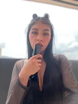 Emily-teen online show from March 31, 6:41 pm