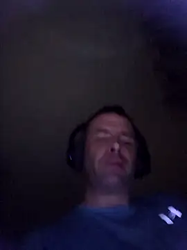 Snapshot of Nidge251 chatting on October 21, 4:35 am Nidge251 online show from October 21, 4:35 am