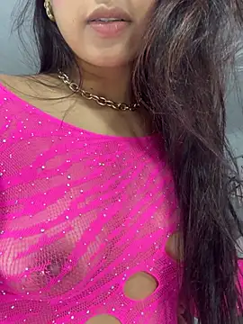 Alice surprise online show from February 25, 10:50 pm