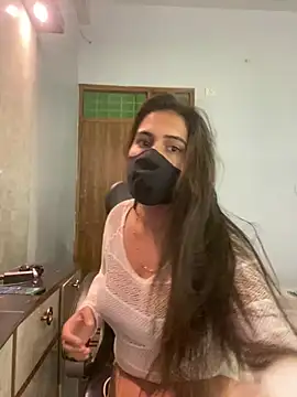 Snapshot of Sexy_Madhuri_Bhabhi chatting on March 3, 6:04 am Sexy Madhuri Bhabhi online show from March 3, 6:04 am