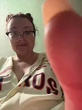 HTXBELLE online show from March 1, 6:59 am