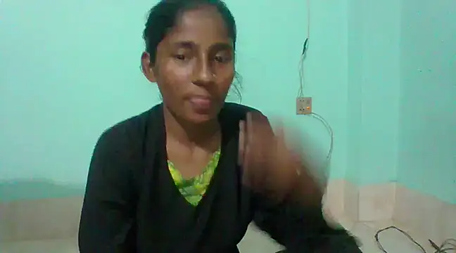 Snapshot of SEXY-boudi43 chatting on February 17, 12:38 pm SEXY-boudi43 online show from February 17, 12:38 pm