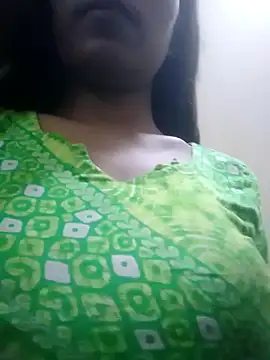 Snapshot of SEXY-boudi43 chatting on February 22, 9:56 am SEXY-boudi43 online show from February 22, 9:56 am